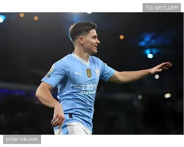 阿尔瓦雷斯强势卫冕世界拳王头衔，状态全面回暖